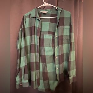 Dark green plaid button up